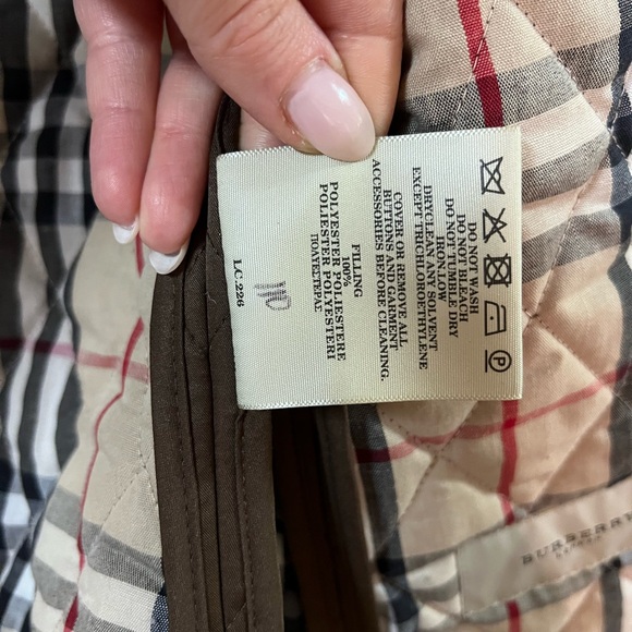 Burberry Quilted Jacket - Picture 11 of 12